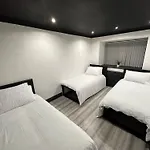 Triple Room Near Train Station
